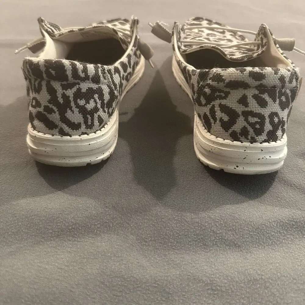 Hey Dude Wendy Woven Cheetah Grey Slip On Casual Loafer Shoes Womens 9 AOP